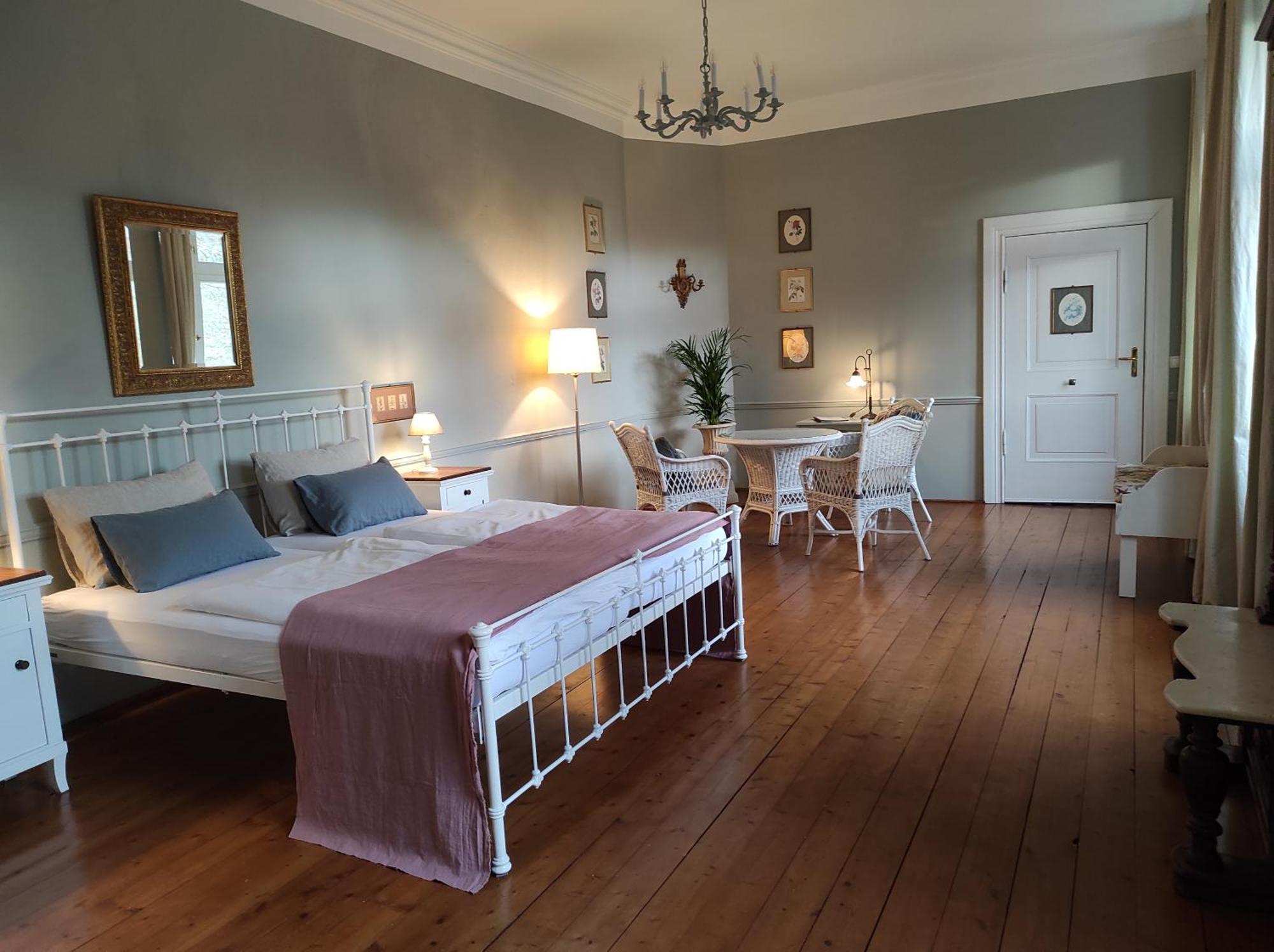 Gartenzimmer Im Schloss Neuhausen Neuhausen  Екстериор снимка